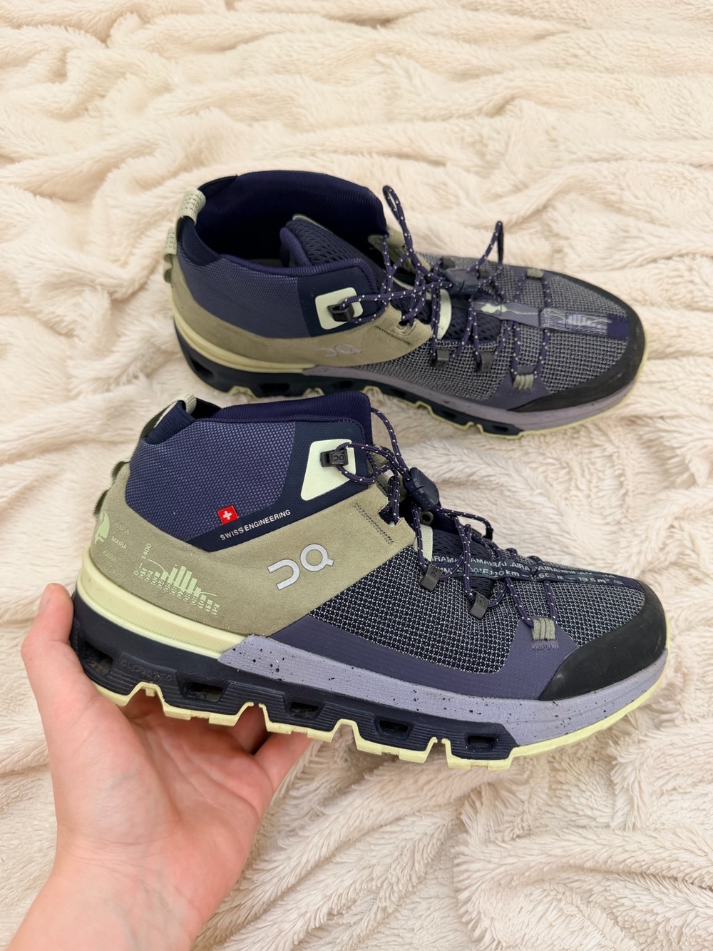 On Cloudtrax hiking boots sneakers Reseda/Lavender Sz 6 women’s
